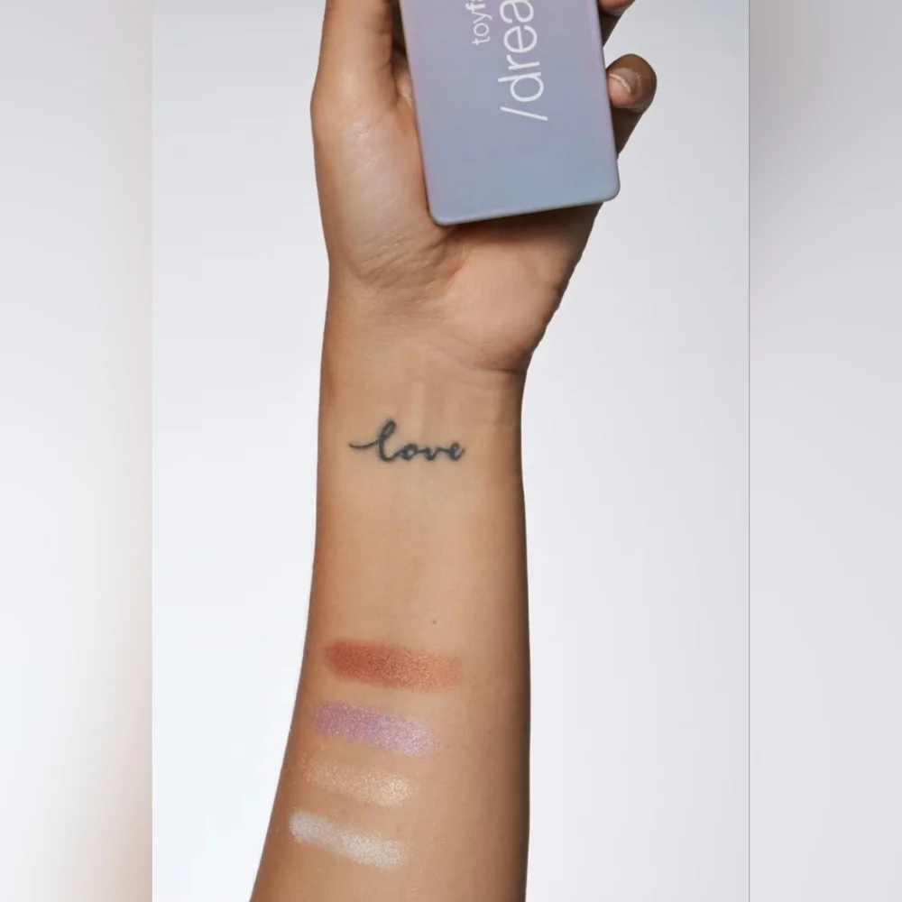 Toyfactory Dreamset Highlighter Serum Palette 4 High Payoff Shades